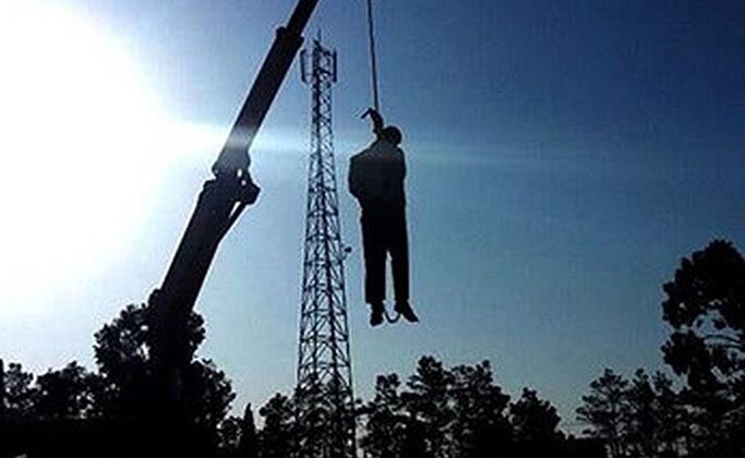 Iran-public execution