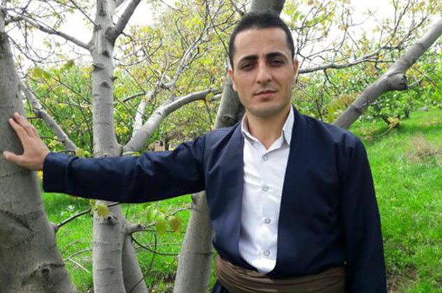 Iran A poet sentenced to Prison
