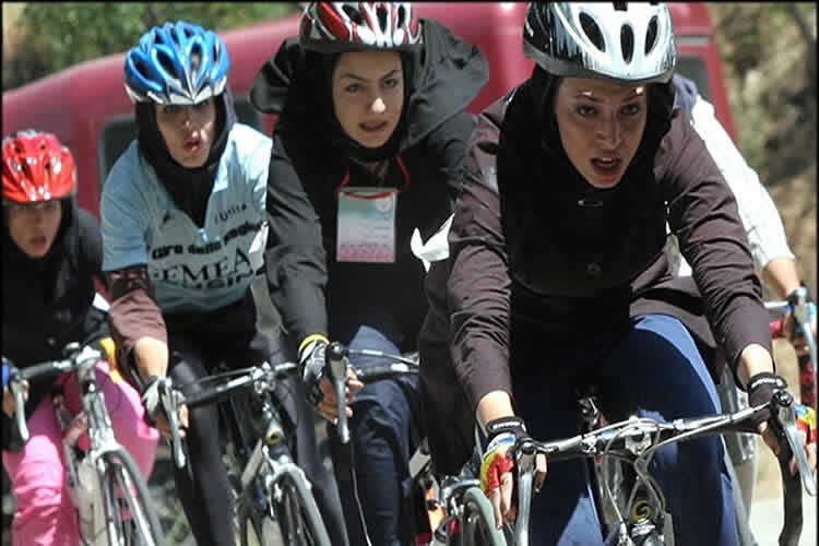 Iran: The SSF opposes women’s bicycling