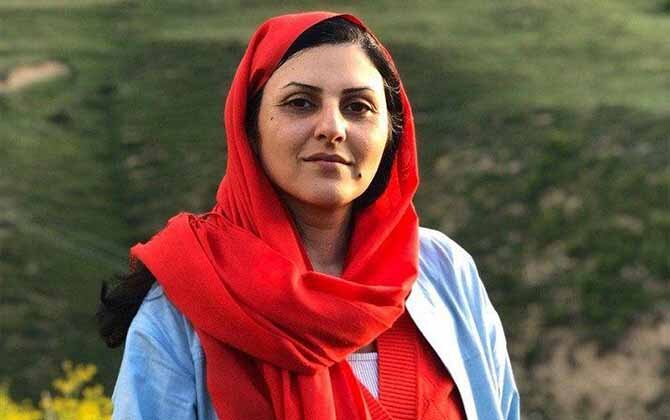 Civil rights activist Golrokh Ebrahimi Iraee arrested by security forces