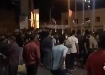 food protests in Iran amid internet blackouts
