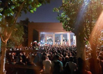 Violent crackdown on Sharif University students in Tehran